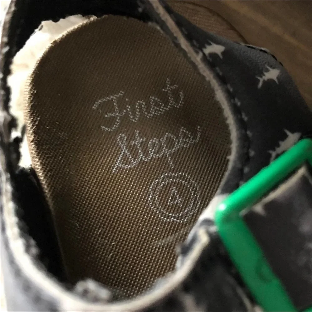 First Steps Shoes Sandales Boys Size‎ 4 Buckle